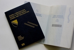 Više od hiljadu ljudi se u 2023. godini odreklo državljanstva BiH