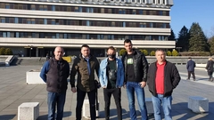 BUDIMO HUMANI Mladiću iz Ugljevika POTREBNA POMOĆ