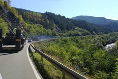 Mediji: Tenkovi Vojske Srbije krenuli ka Jarinju