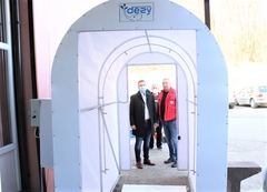 Dom zdravlja Lopare postavio dezinfekcioni tunel