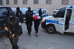 Zaplijenjeni skank, heroin i kokain: Uhapšeni u akciji "Herba" sprovedeni u tužilaštvo (FOTO)