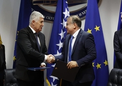 Mir, mir, mir, MARFI JE KRIV: Kako su Čović i Nikšić raskrinkali bivšeg američkog ambasadora 