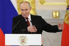 Putin kroz osmijeh o međunarodnoj napetosti: Jedno ime ipak ne pominje