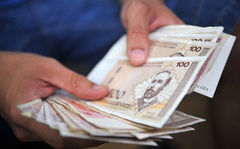 Partije u BiH dobile više od 22 miliona KM iz budžeta: Šmit blokirao novac SNSD-u i Ujedinjenoj Srpskoj