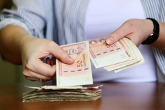 Nova vlast odlučuje o rastu zaduženosti