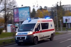 Užas u Srbiji: Preminuo muškarac kome je ljubavnica spržila genitalije