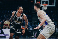 Poznato kada se vraća Karlik Džons