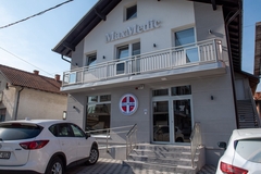 MaxMedic Bijeljina: Riješite problem proširenih vena EVLA metodom uz 30% popusta 