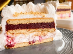 Posna PLAZMA TORTA sa višnjama i čokoladom