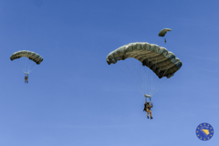 InfoBijeljina na vojnoj vježbi EUFOR-a kod Bijeljine: Helikopteri, padobranci, pješadija... (FOTO)