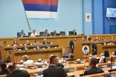 “Za” glasalo 48 poslanika: Usvojen nacrt zakona o NVO u NSRS