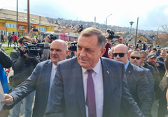 Proces protiv predsjednika Srpske sve više liči na rijaliti