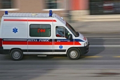 Teška nesreća u Srbiji: Prevrnuo se autobus, dvije osobe poginule