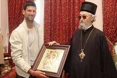 Đoković kod episkopa Jefrema, na poklon dobio ikonu (FOTO)
