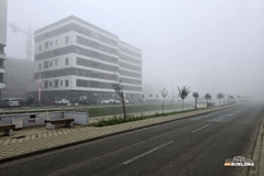 Vozači, vozite oprezno: Kolovozi mokri i klizavi, magla u višim predjelima