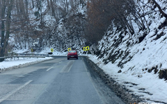 Na kolovozu u višim krajevima ima ugaženog snijega