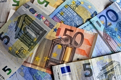 Dobio više od 100.000 KM na kladionici: Kolege počastio burekom