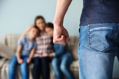 U prošloj godini u sigurne kuće zbrinute 83 ŽRTVE PORODIČNOG NASILJA