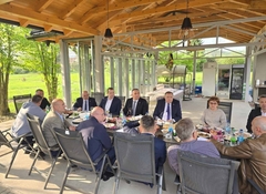 Dodik sa privrednicima: U najavi 13. plata i novo ministarstvo
