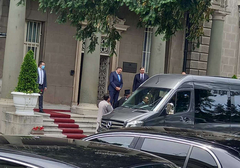 SASTANAK ZATVOREN ZA JAVNOST Dodik i Vučić dočekali patrijarha Porfirija i arhijereje