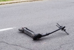 Dijete životno ugroženo nakon pada sa električnog trotineta