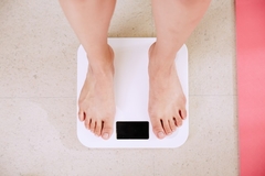 Istina koju niko ne želi da čuje: Glavni krivac viška kilograma nije hrana, ove navike su presudne