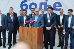 SDS na sudbonosnom raskršću: Neophodna čistka od vrha do dna