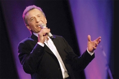 Miroslav Ilić sa cegerima trčao za policajcima da mu ne pišu kaznu