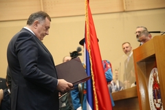 Dodik, Duraković i Pranjić položili zakletvu, opozicija napustila salu
