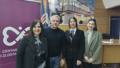 U Bijeljini održano predavanje o bezbjednosti djece na internetu: Platforma uskoro i u školama Srpske