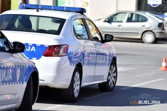 Teška saobraćajna nesreća kod Prnjavora: Žena poginula, sin joj povrijeđen