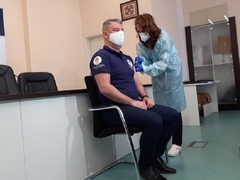 Alen Šeranić primio prvu dozu vakcine protiv virusa korona