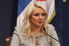 Dr Kisić napominje da još dugo neće biti moguće masovno okupljanje na otvorenom