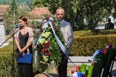 Trninić položio vijenac junacima Cerske bitke: “Svoje živote utkali u slobodu našeg naroda” (FOTO)