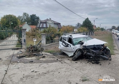 Nezgoda u Dvorovima, automobilom sletio sa puta