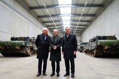 Evropa počela da se naoružava: Rekordna ulaganja u odbranu i nuklearne planove