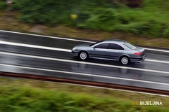 Oprezno, kolovozi mokri i klizavi