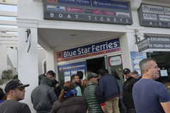 Santorini u haosu: Hiljade ljudi bježi "glavom bez obzira"