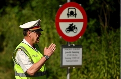 Varala na vozačkom, muž nakon intervencije policije UGRIZAO vlasnika auto-škole