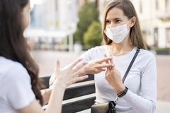 Pandemija uticala na položaj gluvih, maske pojačale tišinu