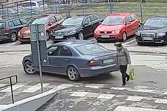 Zvornik: Vozač mercedesom udario ženu pa pobjegao, snimak otkrio sve /VIDEO/