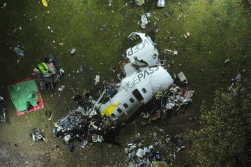 U avionu koji se srušio trebalo da bude još 10 putnika, promašili let