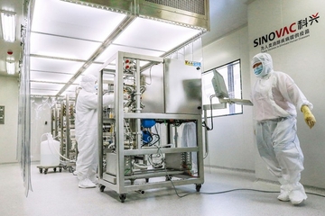 Vučić: Vakcinisani kineskom vakcinom moći će da putuju