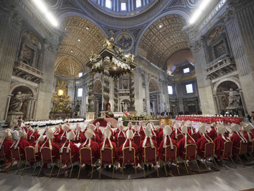 Sve oči uprte u Vatikan: Danas počinje konklava za izbor novog pape