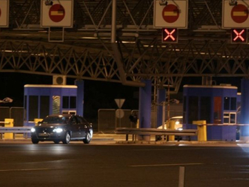 Filmska potjera za državljaninom BiH: Autom probio rampe na granici