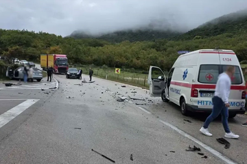 Sudar na putu Trebinje - Ljubinje, povrijeđeno pet osoba