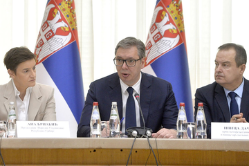 Počela vanredna sjednica Vlade Srbije, na dnevnom redu i Republika Srpska