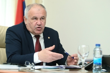 Dijelio novac udruženjima svojih PARTIJSKIH DRUGOVA: Nova saznanja o grantovima bivšeg ministra Milunovića