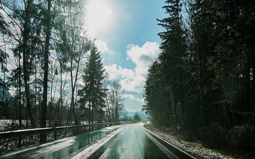 Vozači OPREZNO zbog poledice