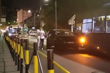 Detalji ubistva u Beogradu: Mladić likvidiran u džipu, uhapšena dvojica